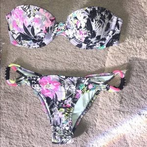 Victoria's Secret Swim - Victoria secret bikini set Victoria's Secret Swim - Victoria secret bikini set